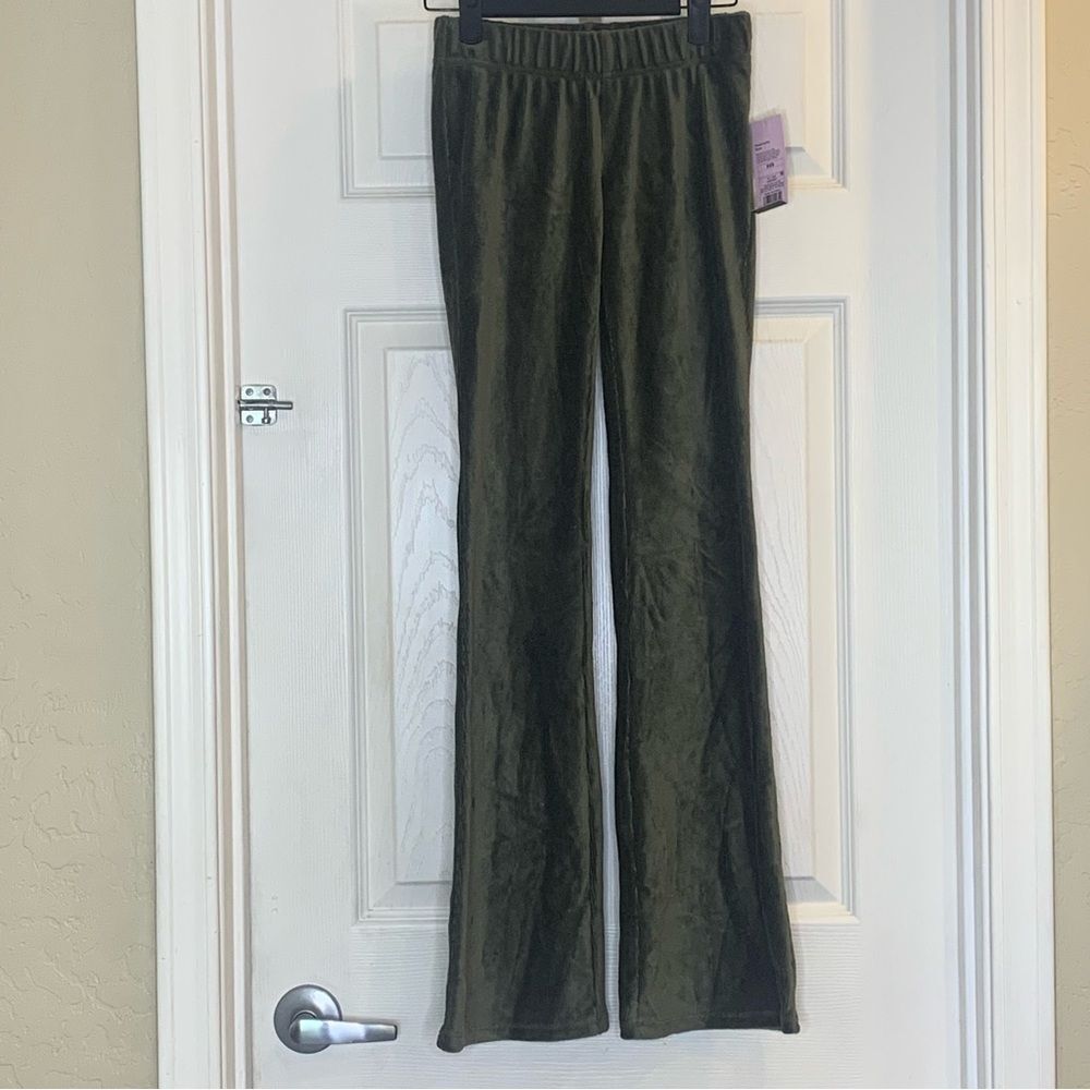 Wild Fable Olive Green Flare Leg Pants Size XXS